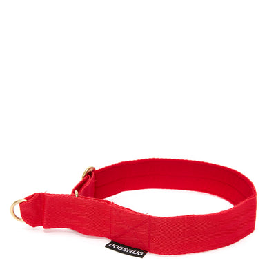 Wide martingale dog collar in red
